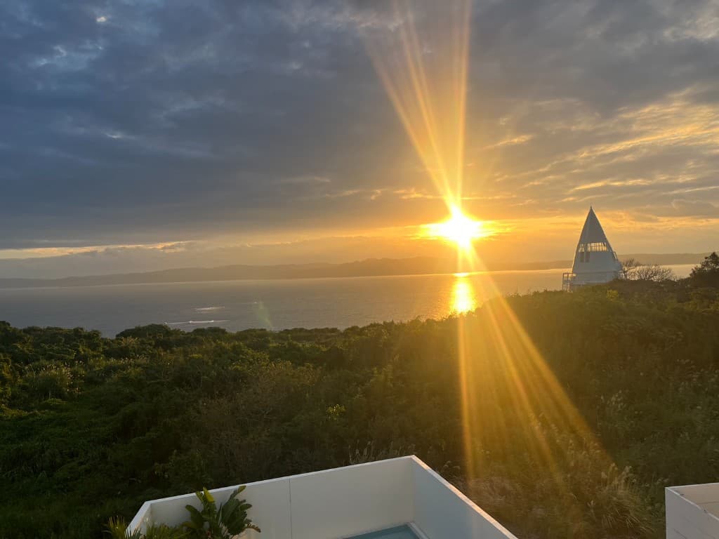 古宇利島の朝日 - Kouri Island Sunrise